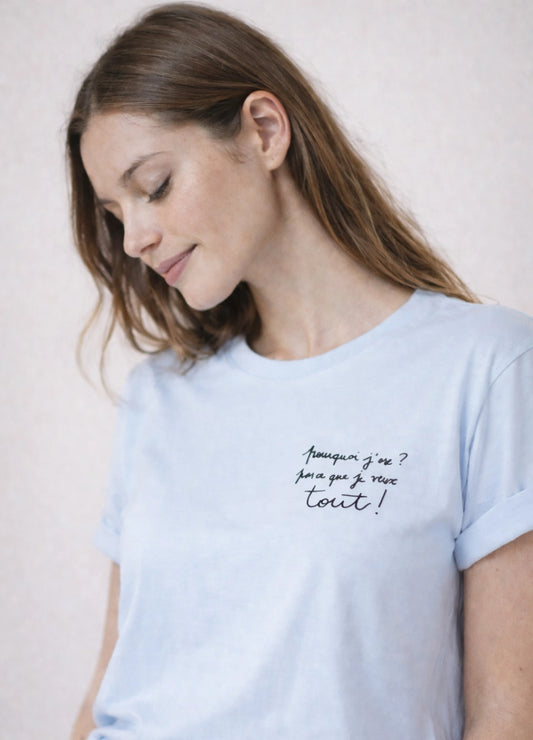 tee-shirt cache cartes couleur turquoise de face de la marque pourquoi parce que 