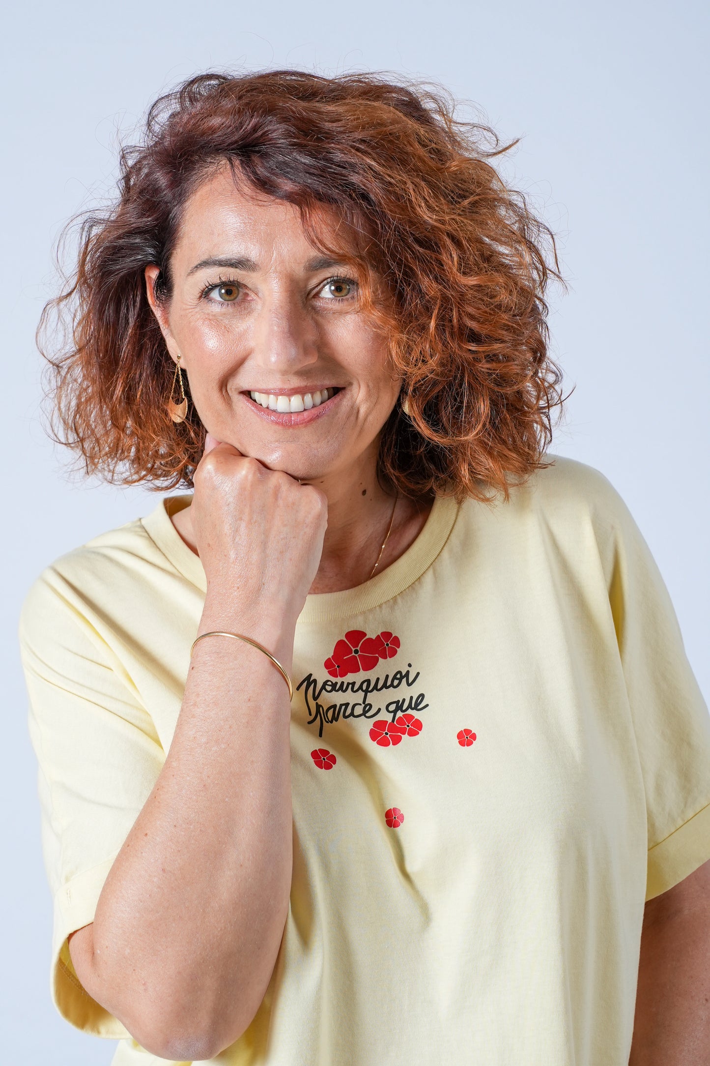 tee-shirt printemps oversize jaune modèle 